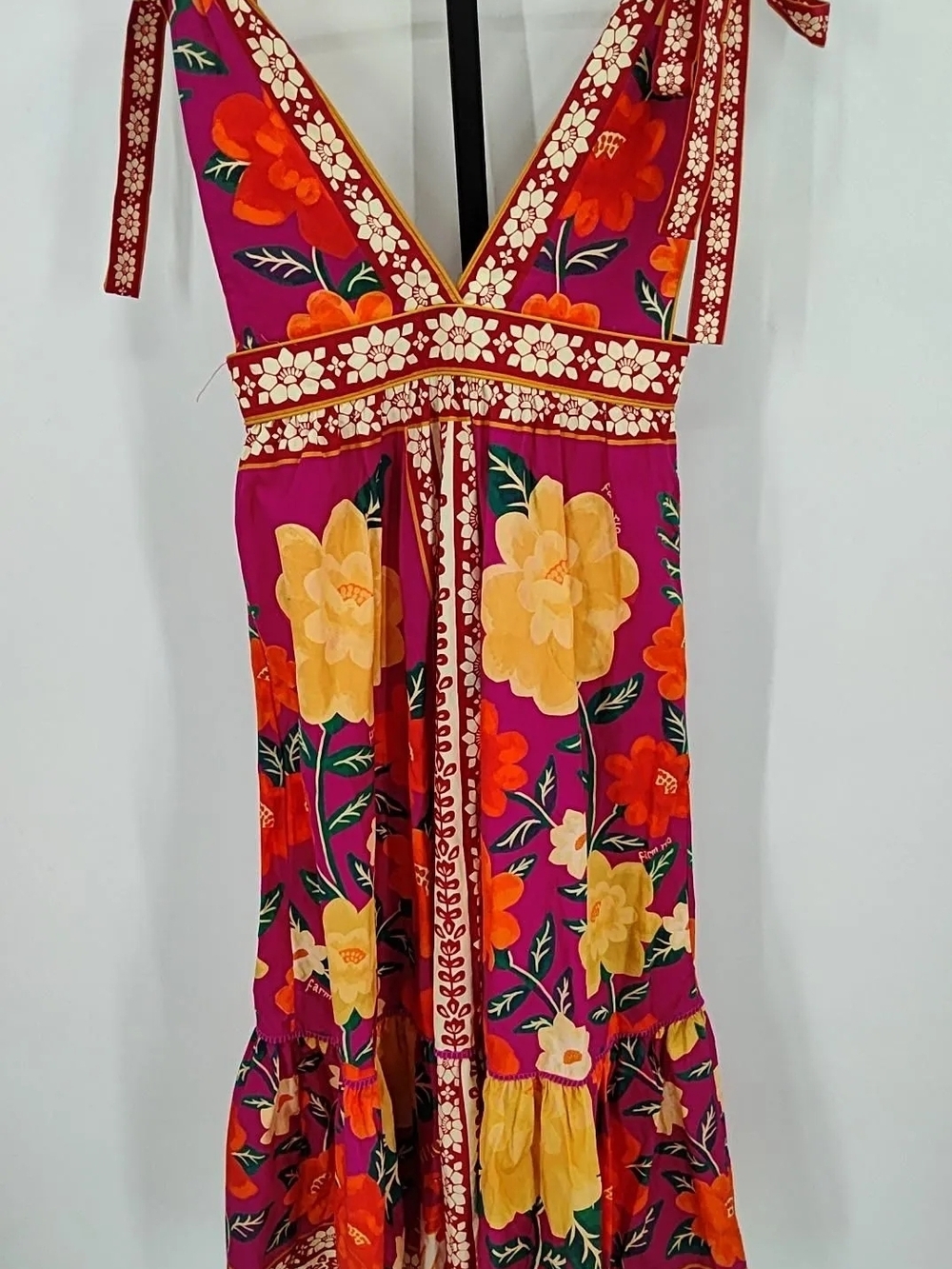 FARM Rio Pink Flower Tapestry Midi Dress - Picture 3 of 4